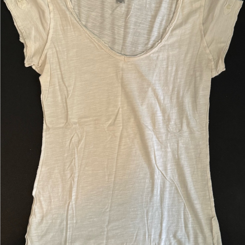 Guess Cream Fitted Cap Sleeve T-Shirt